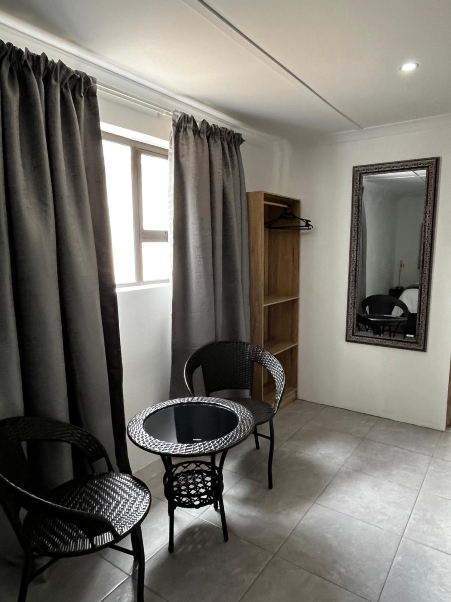 Cradock Guest House & Self Catering Eksteriør billede